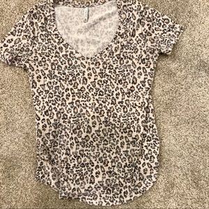 Worn once!!!  Brand new Z Supply leopard v neck